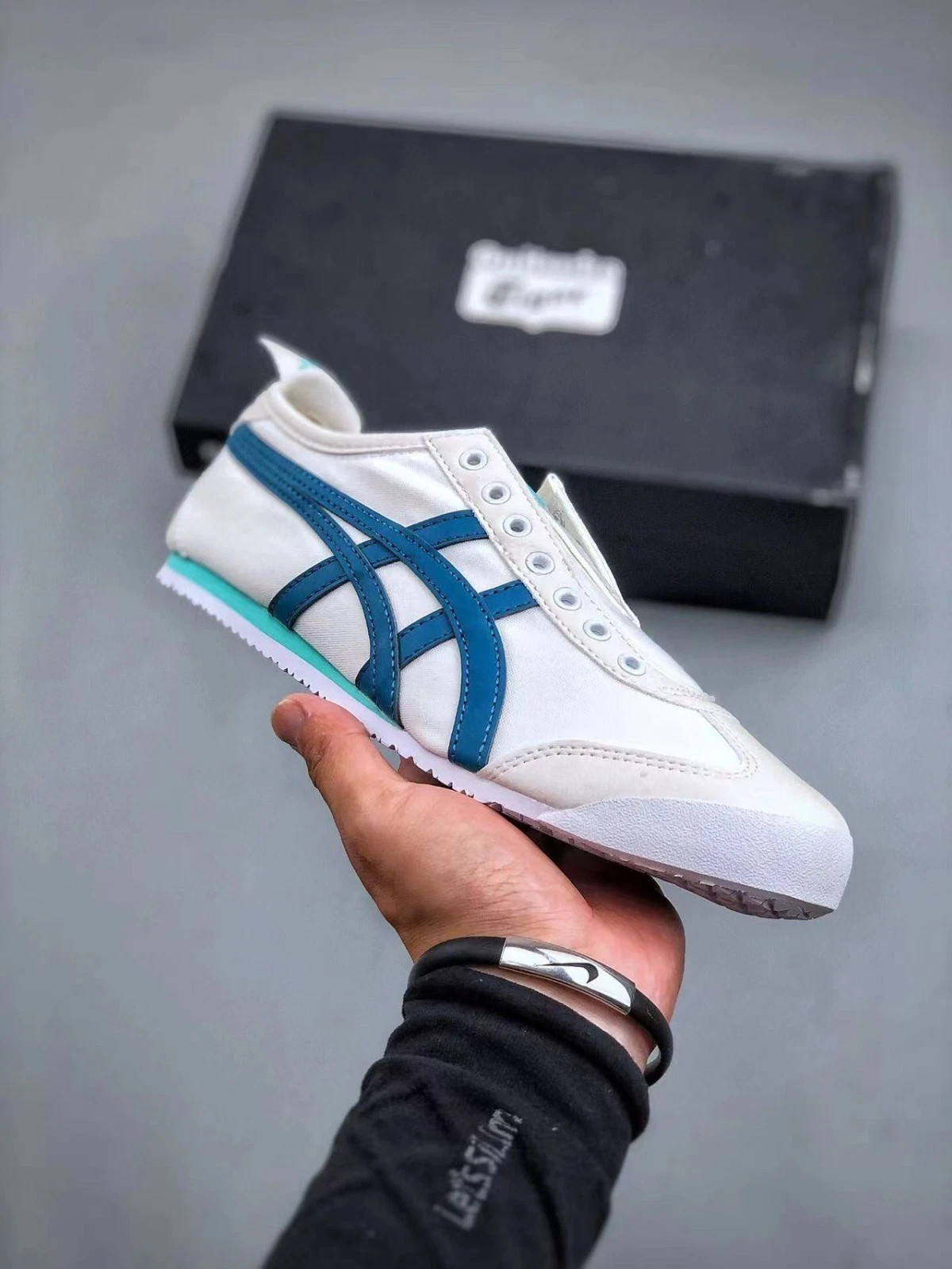 Unisex Onitsuka Tiger MEXICO 66 Slip-on 1183A360 Casual Sneakers Athletic Shoes