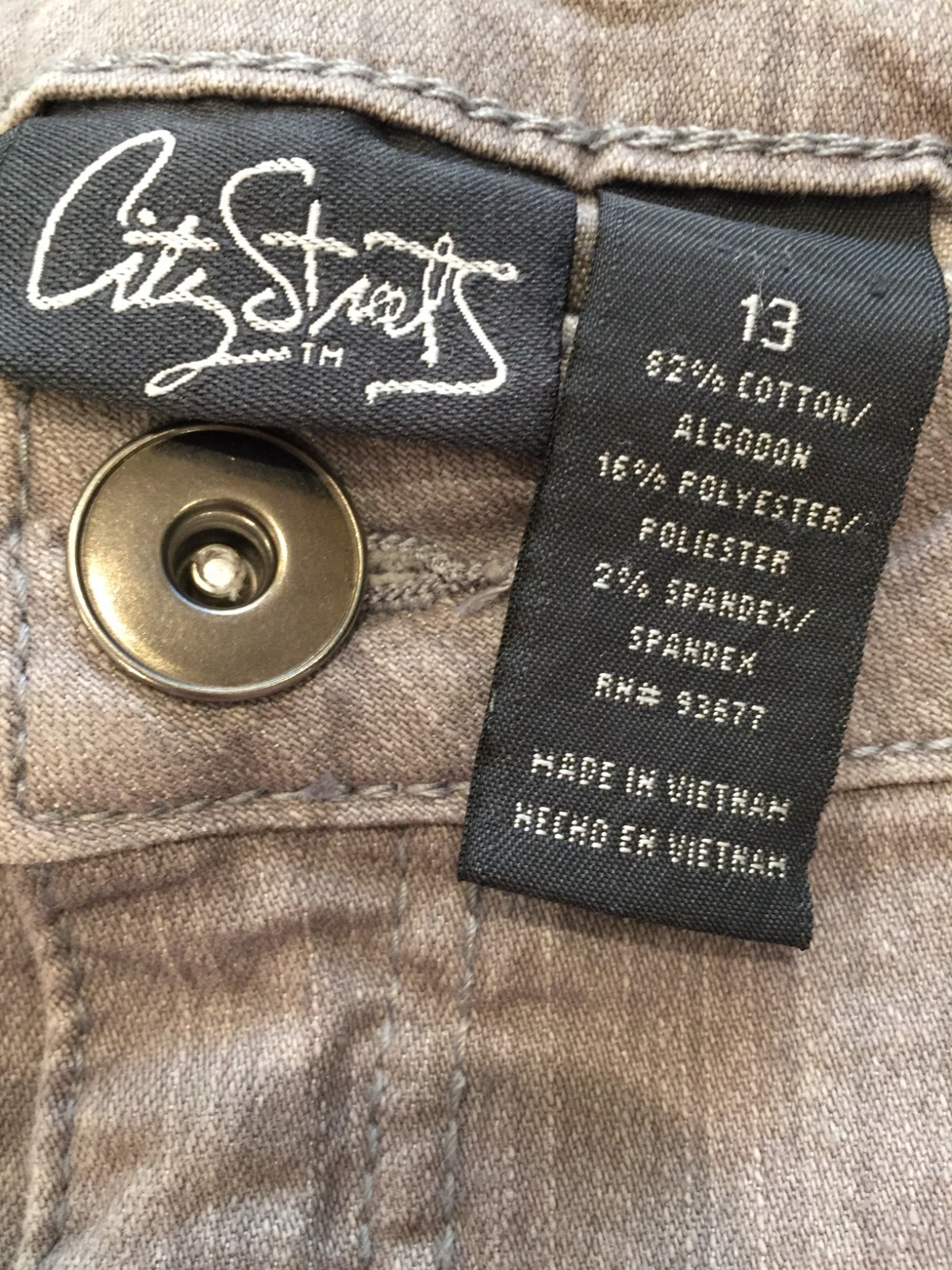 City Streets Casual, Jeans, Juniors SZ 13, Grey, Tag $38.00, NWT
