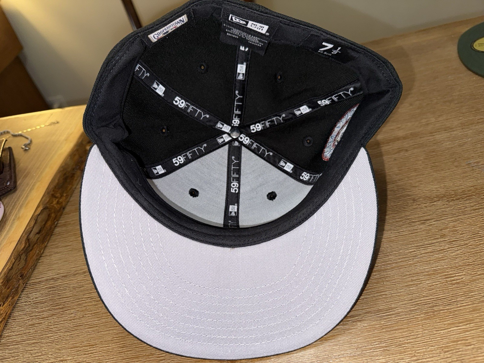 New Era 59FIFTY Fitted Baseball Cap Flat Bill Black/Gray Size 7 1/8 Brewers