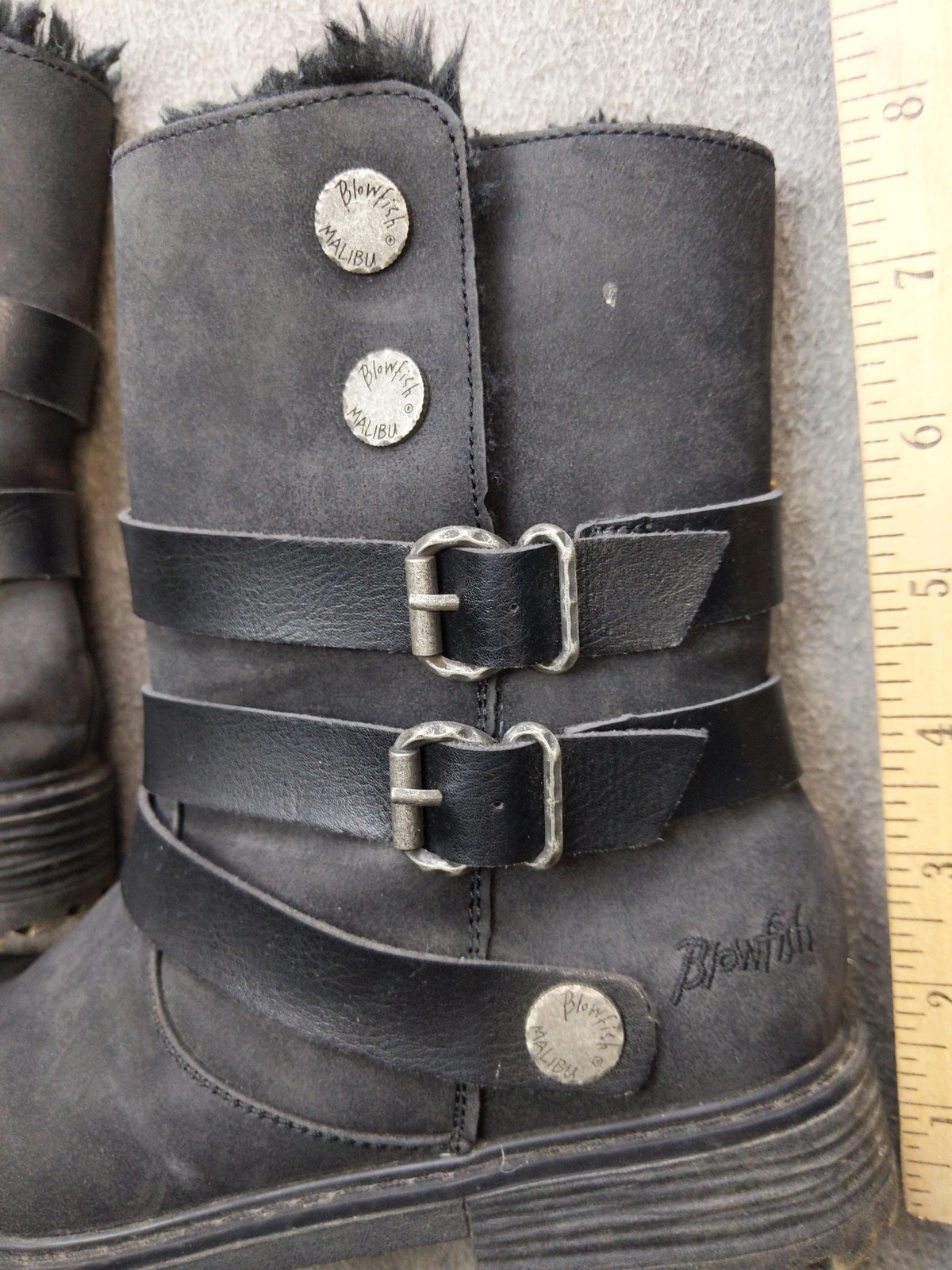 Blowfish Malibu Radiki Boots Womens Size 7.5 38 Black Mid Calf Buckle Moto Lug