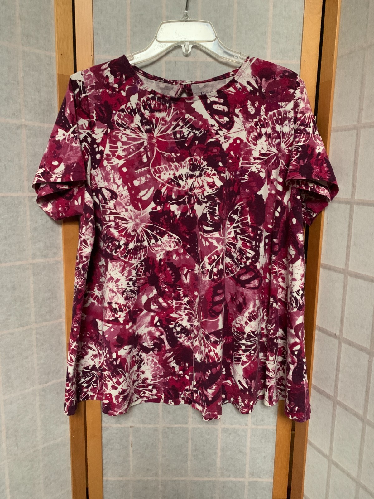 Women’s “Roman’s” Red Floral 100% Cotton Short Sleeve Top Sz 18/20