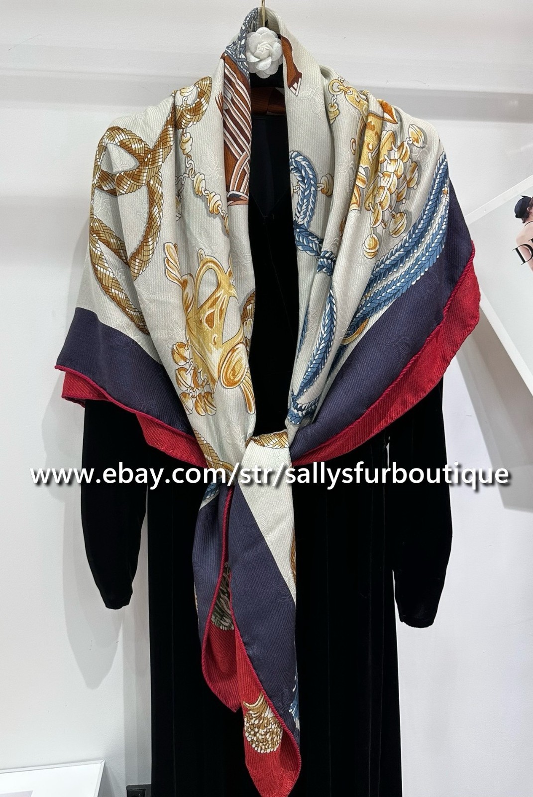 Quality Cashmere & Silk Jacquard Horse Print Double Face Shawl Scarf 53″