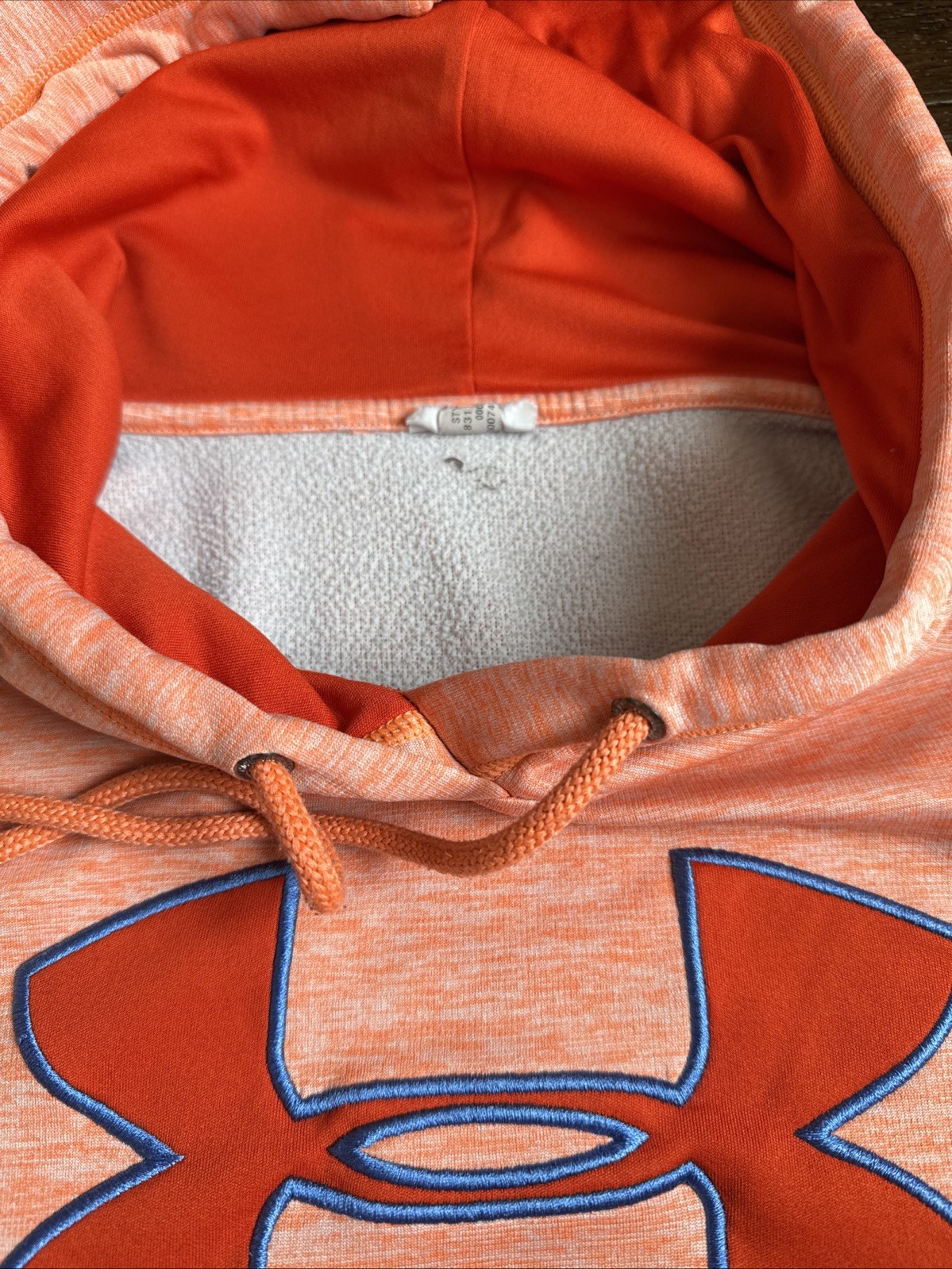 Under Armour UA Men’s Orange Sweatshirt Hoodie, small vs medium?