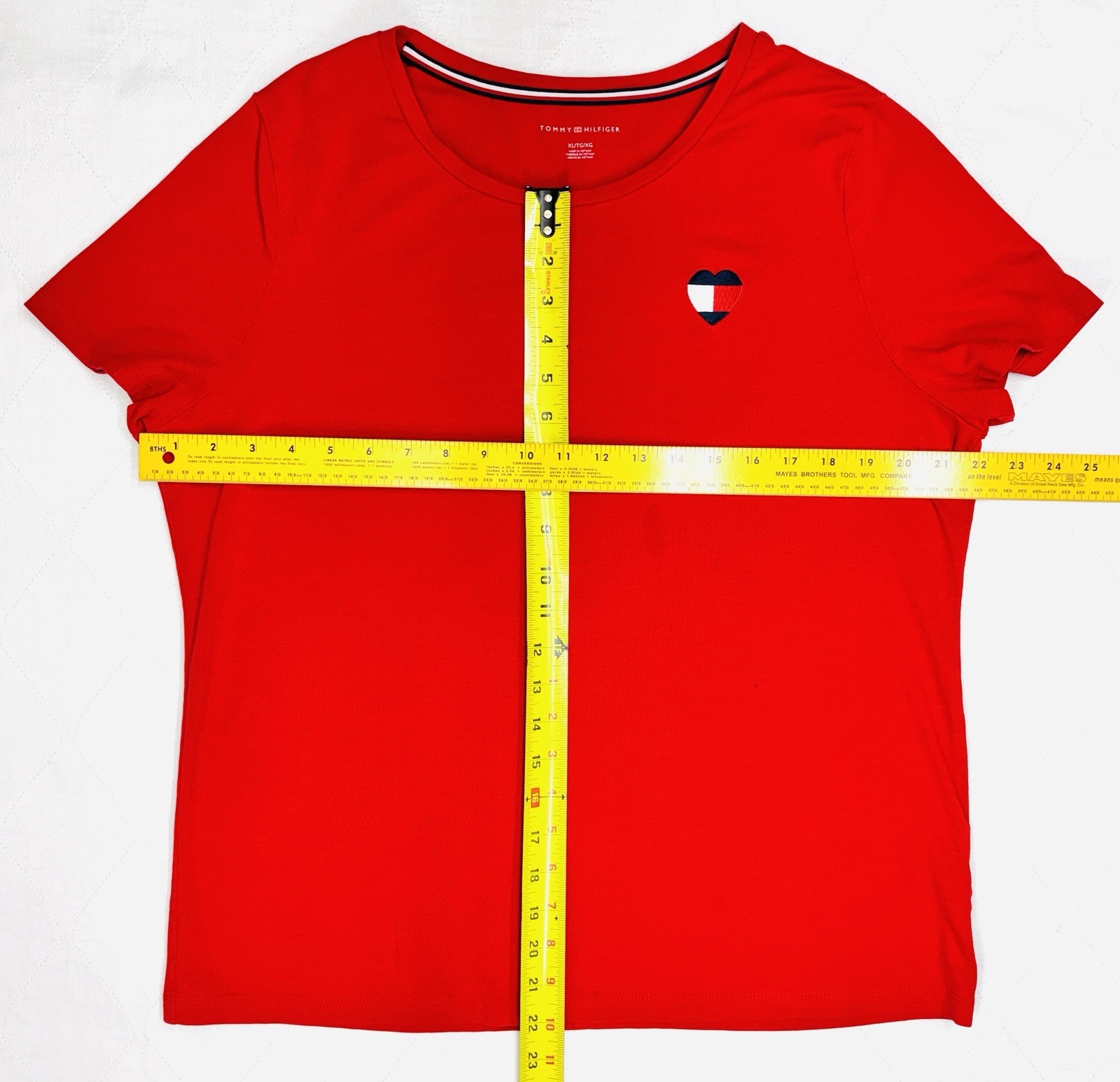 Tommy Hilfiger Women’s Size XL Red Cotton Blend Pullover S/S T-Shirt Heart Logo