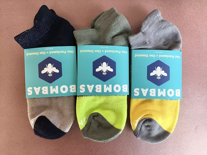 Bombas 3 pairs Men’s Women’s Running Ankle socks – Size Large 3 Color