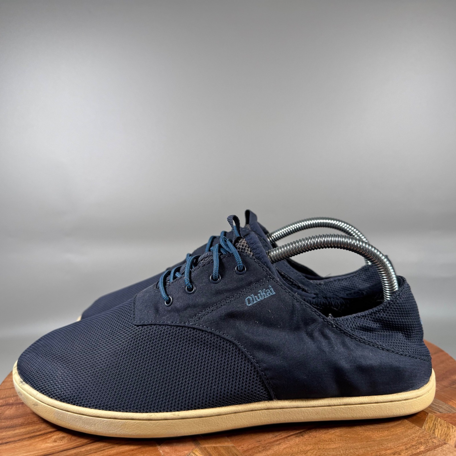 OluKai Nohea Moku Mens 8.5 Navy Blue Mesh Boat Shoes Sneakers