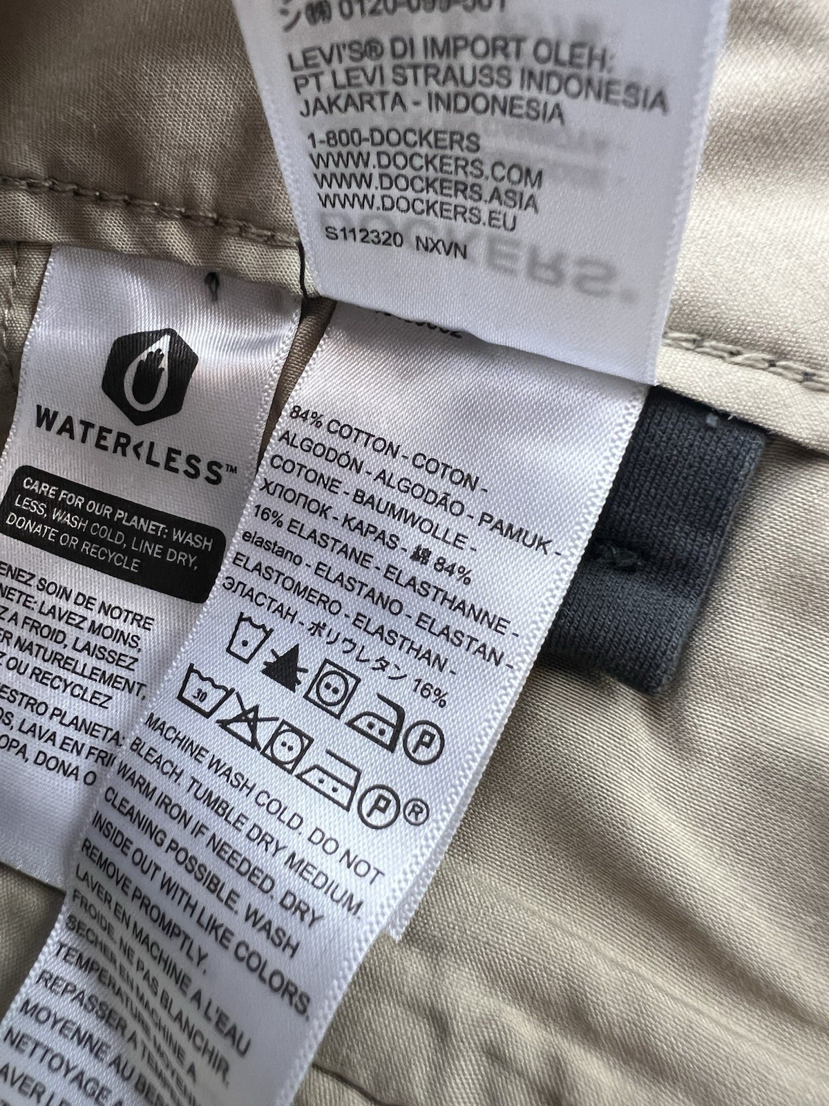 Dockers Men’s Comfort Smart Knit Chino Pants Straight Fit W60 L30 Dark Gray NWT