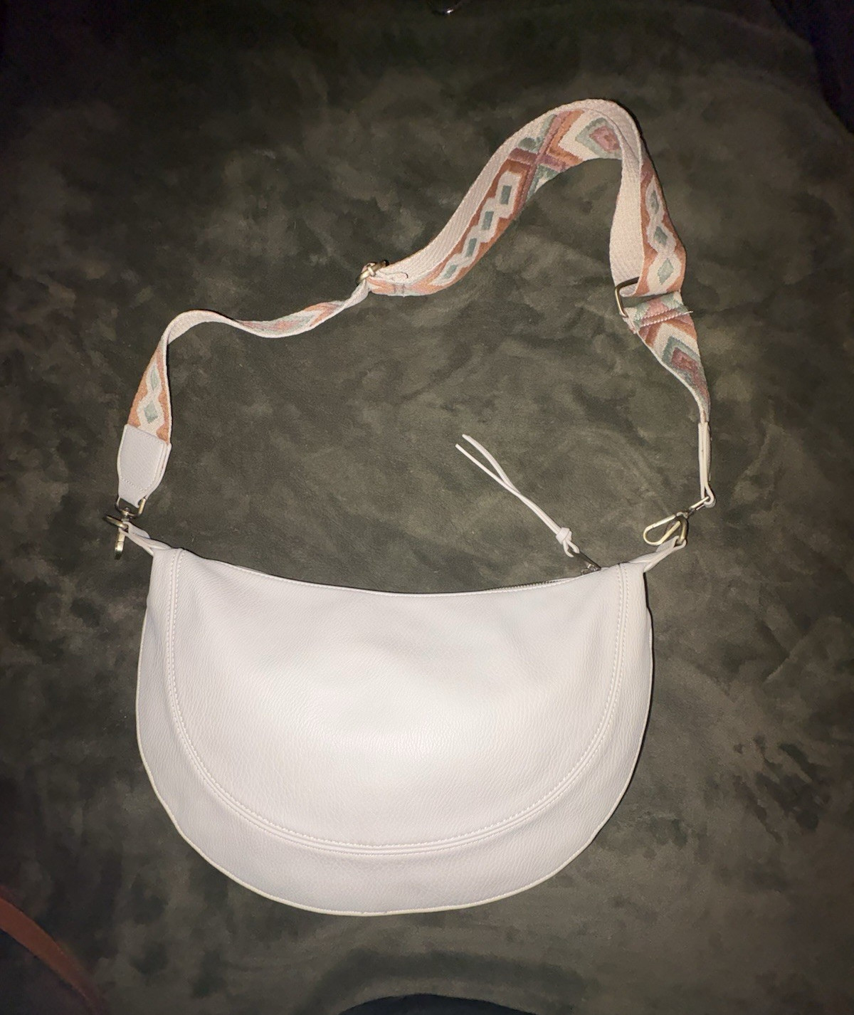 Anthropologie Urban Originals Ivory Crescent Shoulder Bag Zip, Detachable Strap