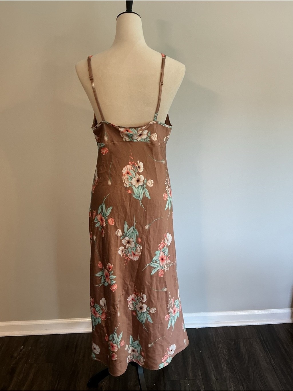 Jones New York Brown Floral Print Nightgown