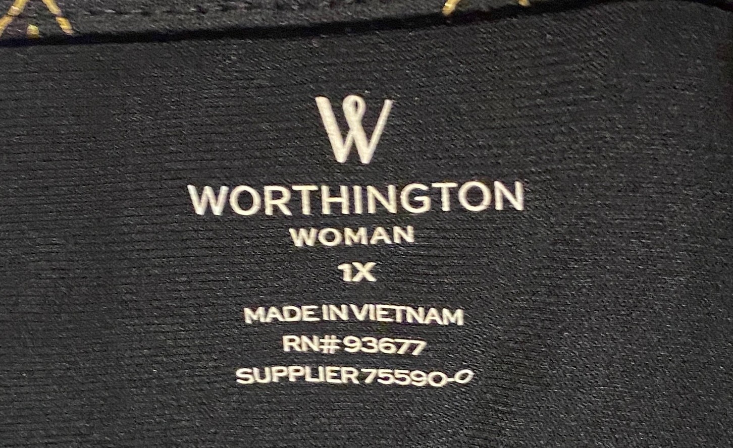 Worthington 1X Dressy Gold Diamond Pattern Stretch Top Blouse