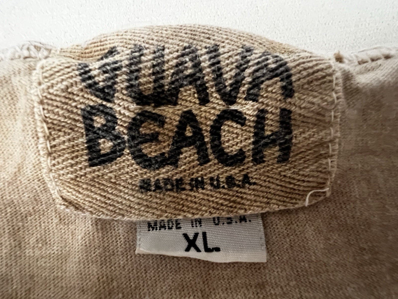 Vintage Guava Beach XL Brown Marbled Fish Graphic Beige Tee Single Stitch USA