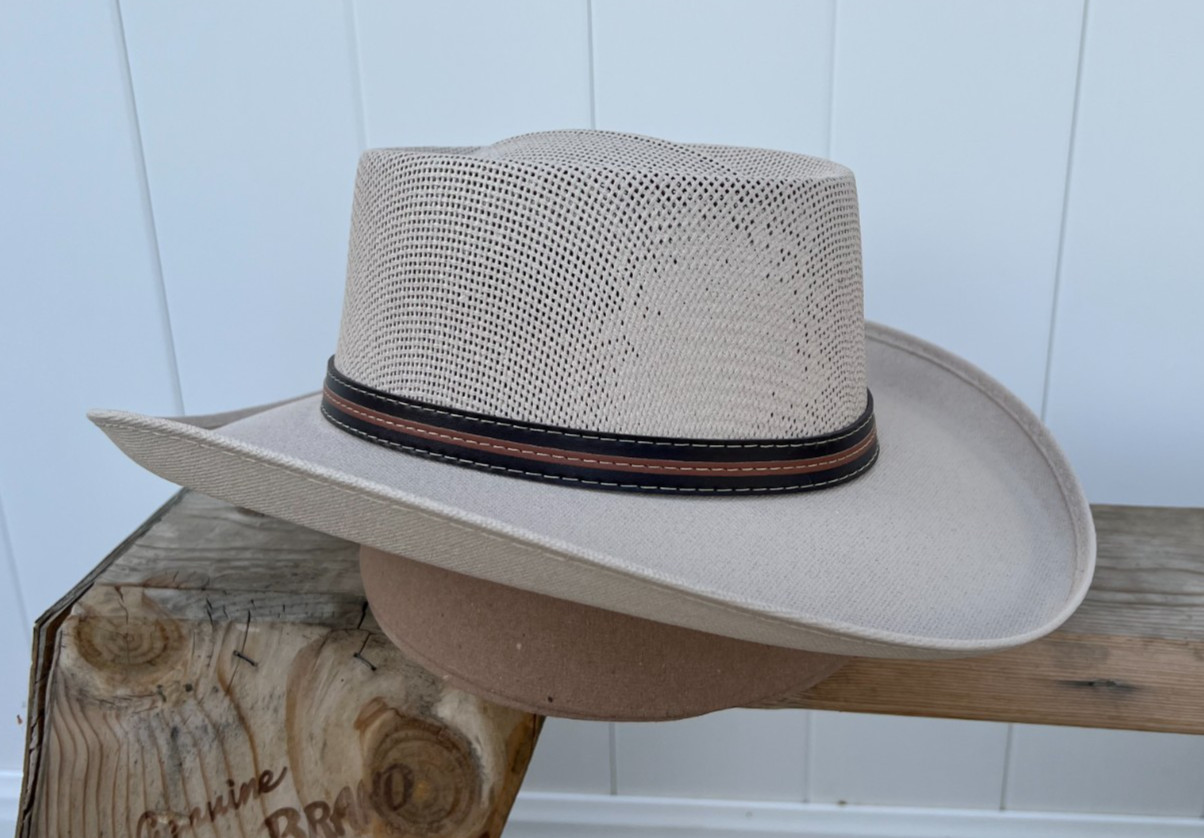 SAND COLOR MEN’S PANAMA STYLE SUMMER HAT LIGHT WEIGHT BEACH OR GOLF STYLE HAT