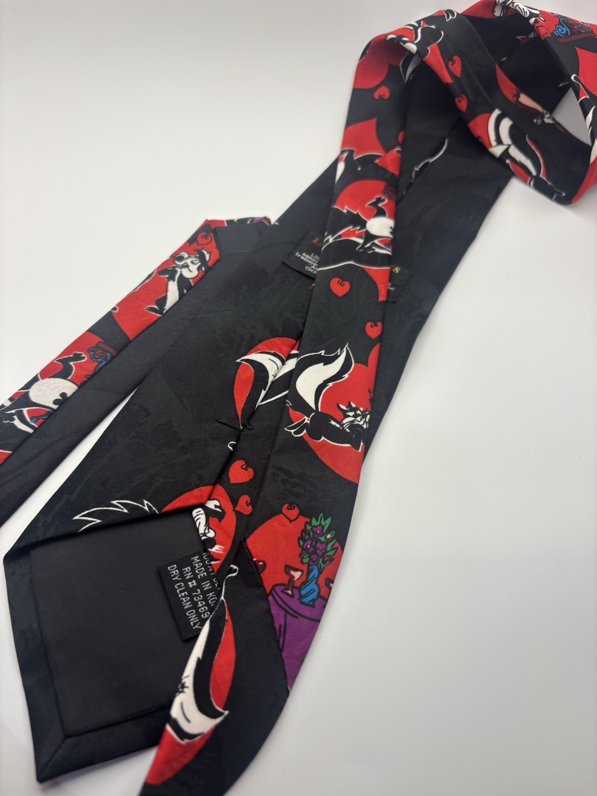 Vintage Looney Tunes Mania Pepe Le Pew Skunk Tie 1995 Hearts Valentines Day