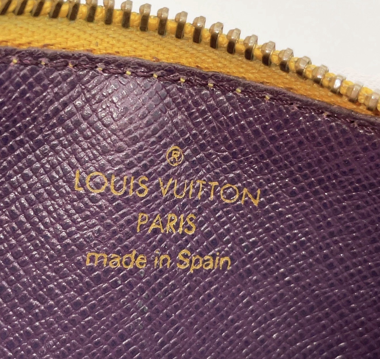 Louis Vuitton Epi Yellow Leather Key Cle Pouch Case Chain w/ Box and Dustbag