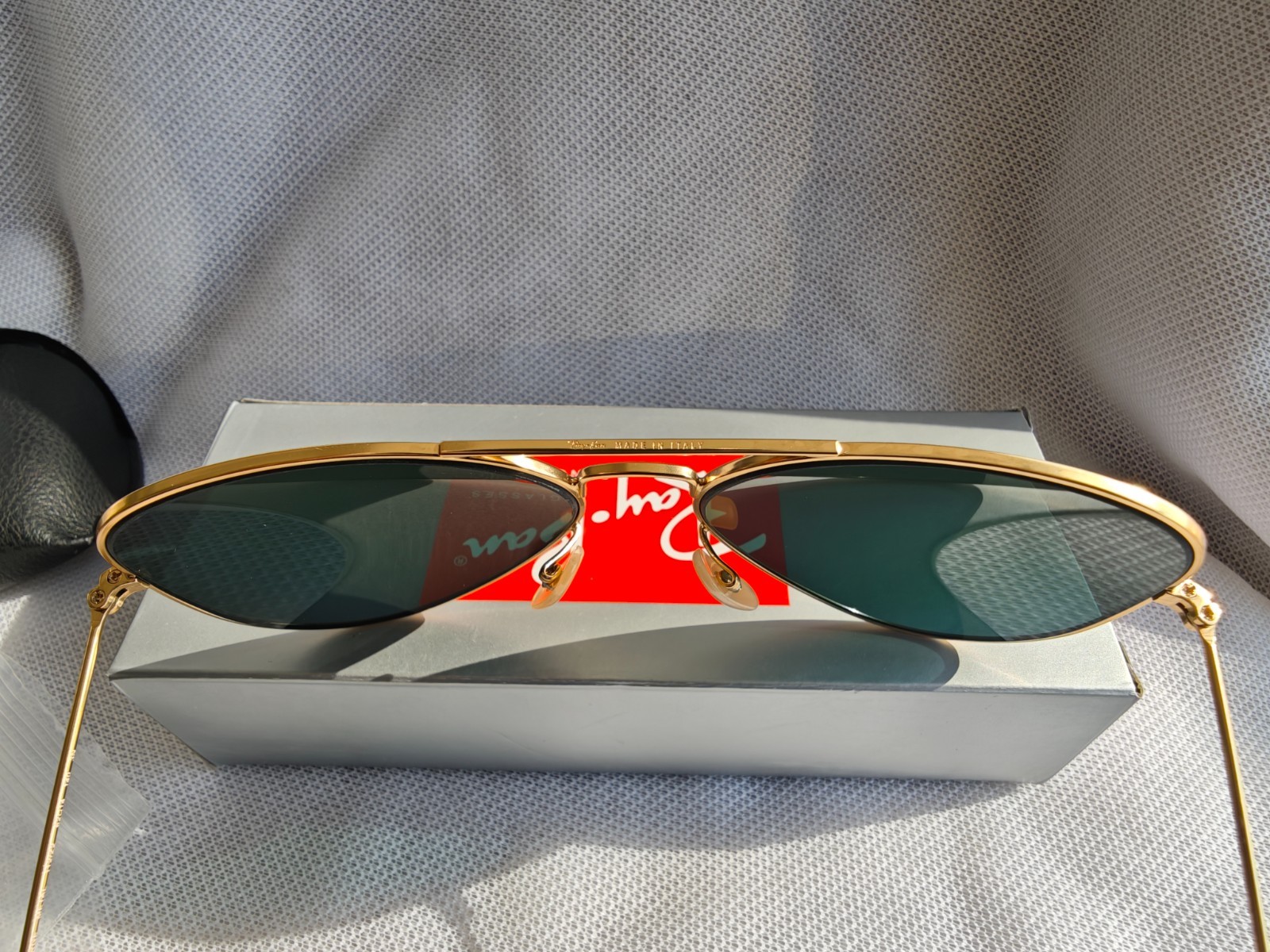Ray Ban Aviator RB3026 Sunglasses 62mm Pink Lens/Gold Frame