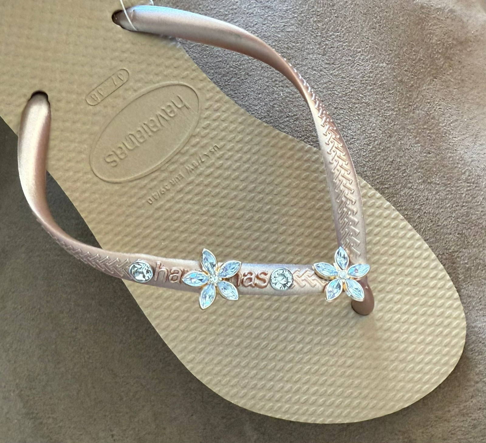 Original Havaianas Flip Flops Women Slim with Flowers and Personalized Charm