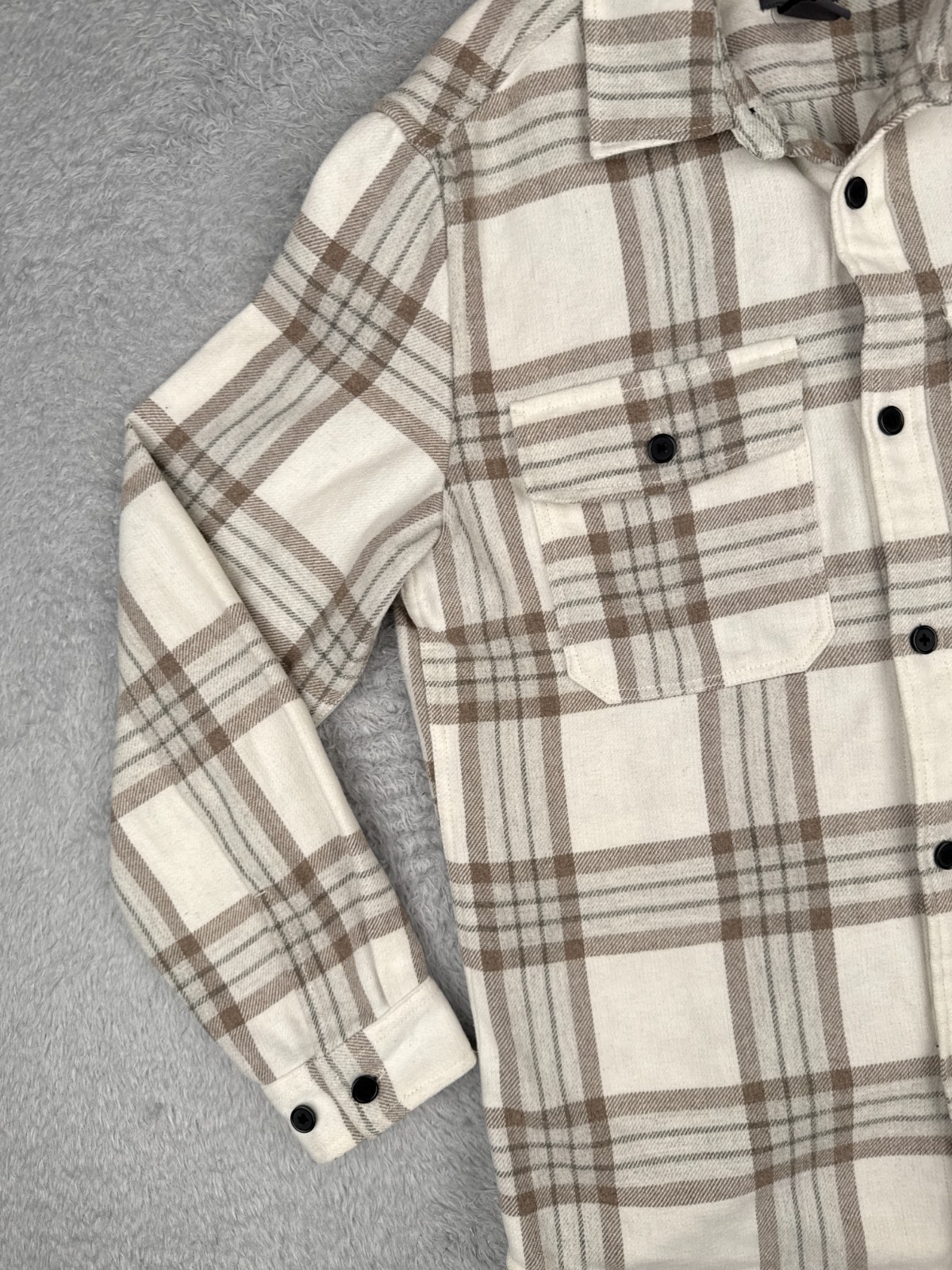 H&M Shirt Men Medium Beige White Plaid Flannel Poly Wool Blend Button Up Pockets