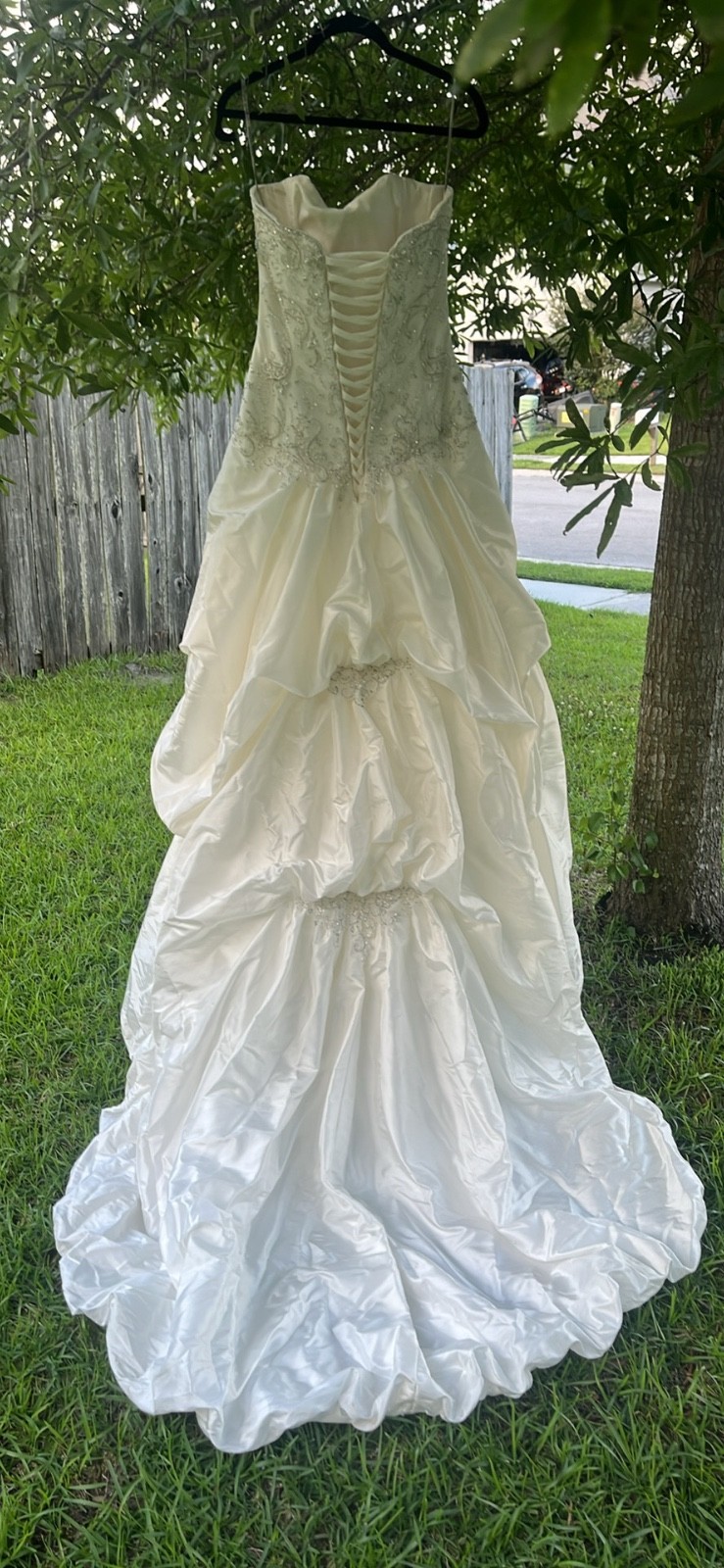 maggie sottero wedding dress size 12