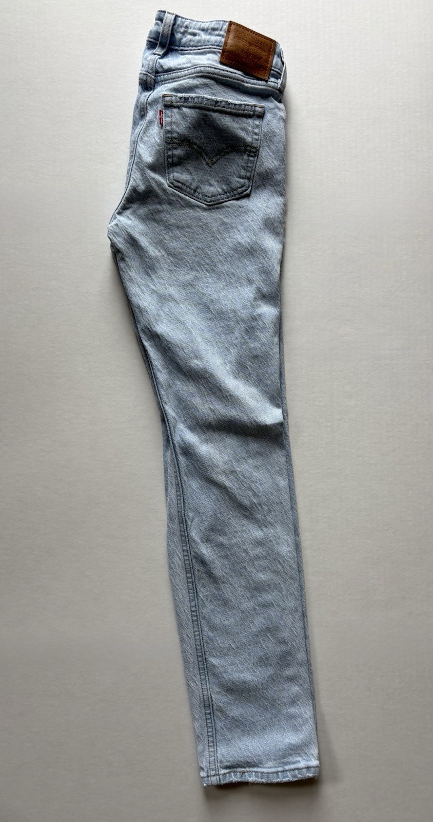 ⁠Levi’s Premium Low Pitch Straight Jeans W25 L31 Light Wash Distressed Denim⁠