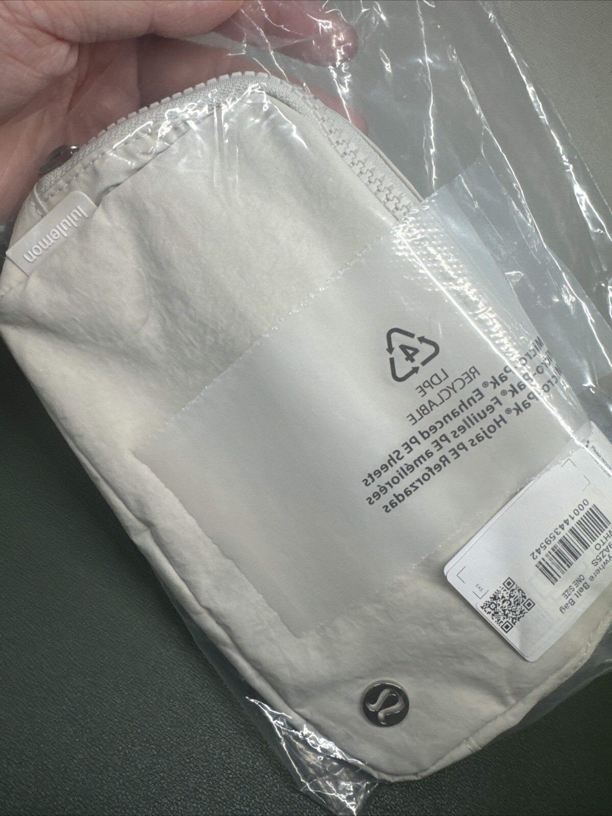 NWT LULULEMON EVERYWHERE BELT BAG – WHITE OPAL