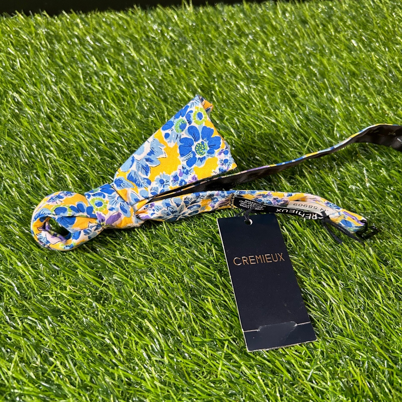 Cremieux Floral Bow Tie Yellow Blue Flower Print Self Tie Adjustable Mens NWT
