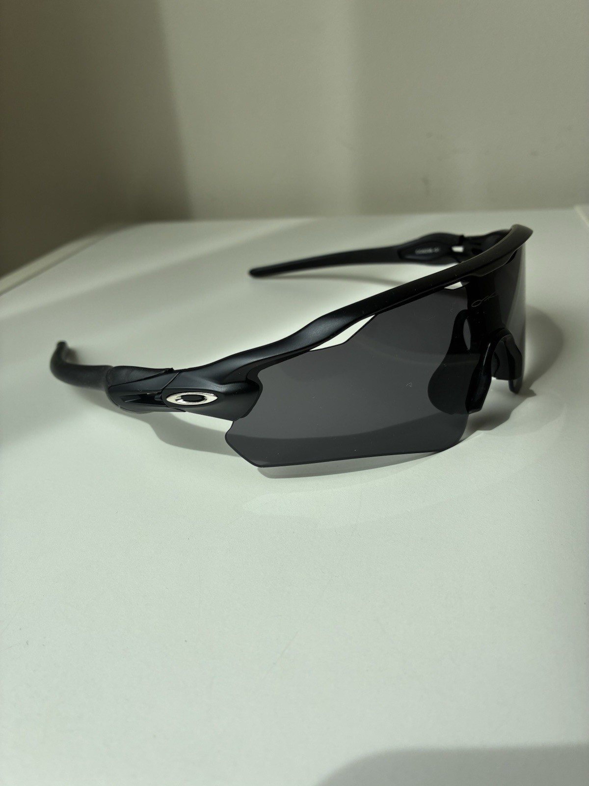 NEW Oakley 009208 Radar Ev Path Men’s Sunglasses Black Frame – Black Prizm Lens