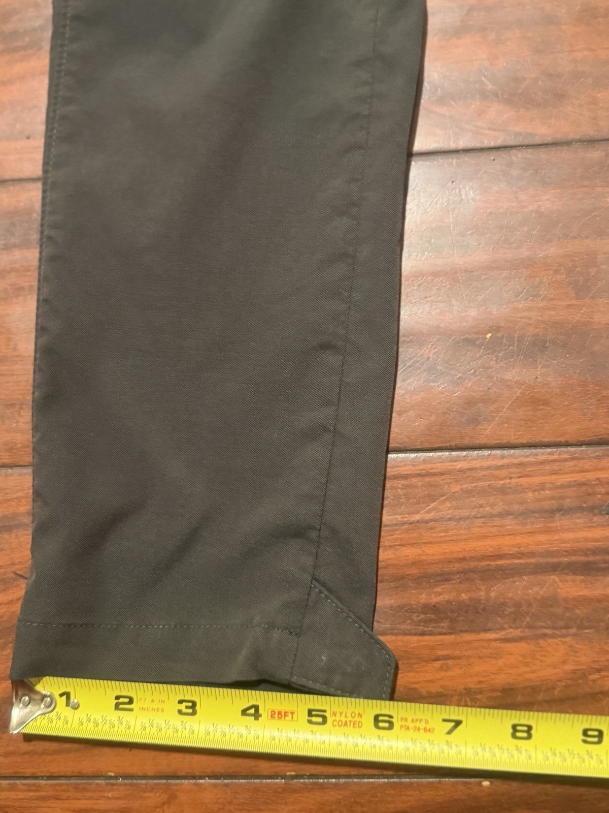 Mountain Hardwear Pants Womens 2×29 Gray Cargo Pocket Outdoor Hiking Drawstring