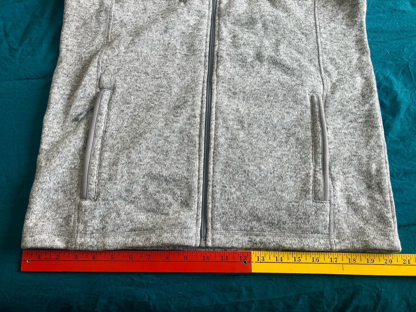 NWT Goldman Sachs *RARE* Heather Grey Charles River Fleece Vest Men’s M