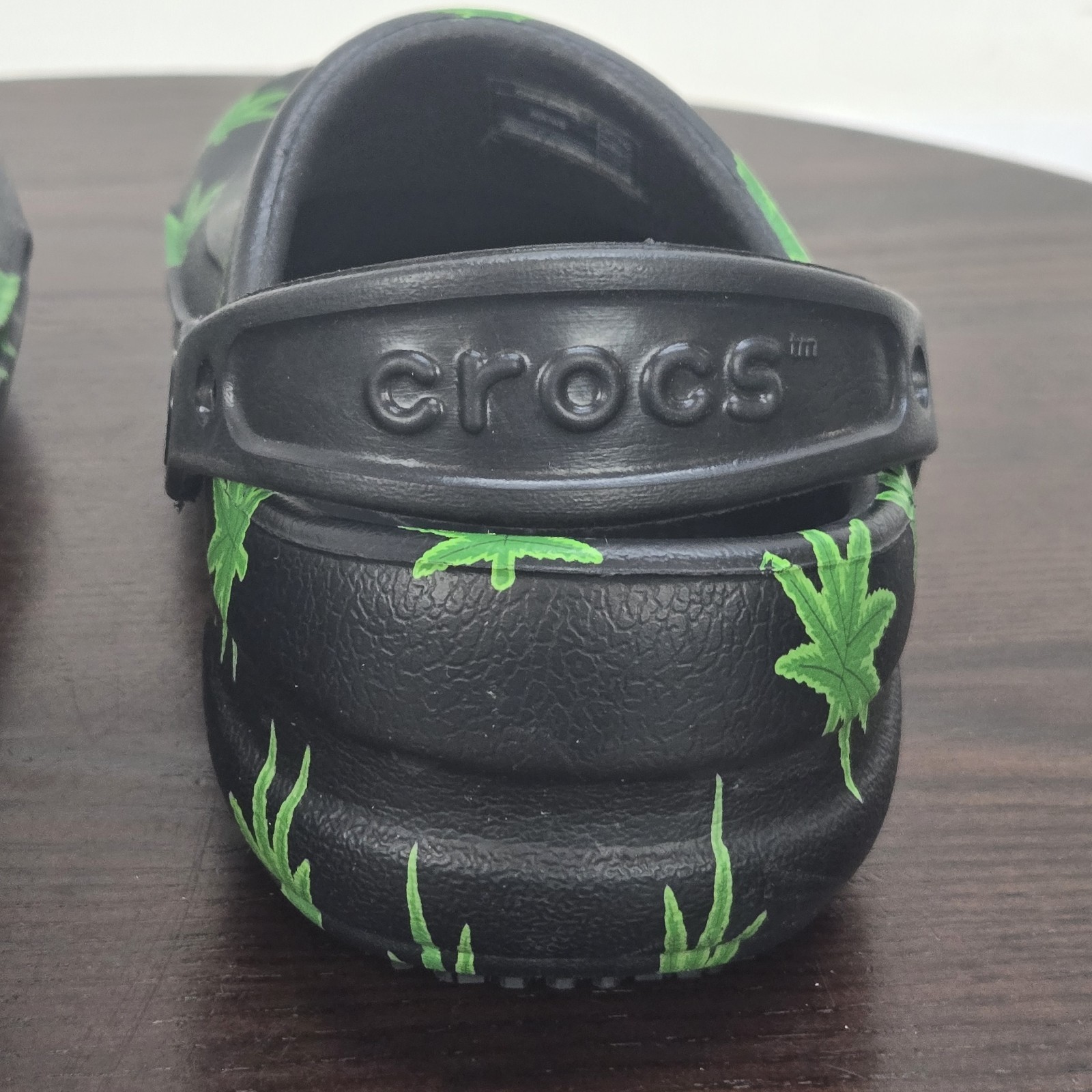 Hemp Leaf Classic Crocs Clogs Black Green Men 4 Women 6 Marijuana Weed Slip On