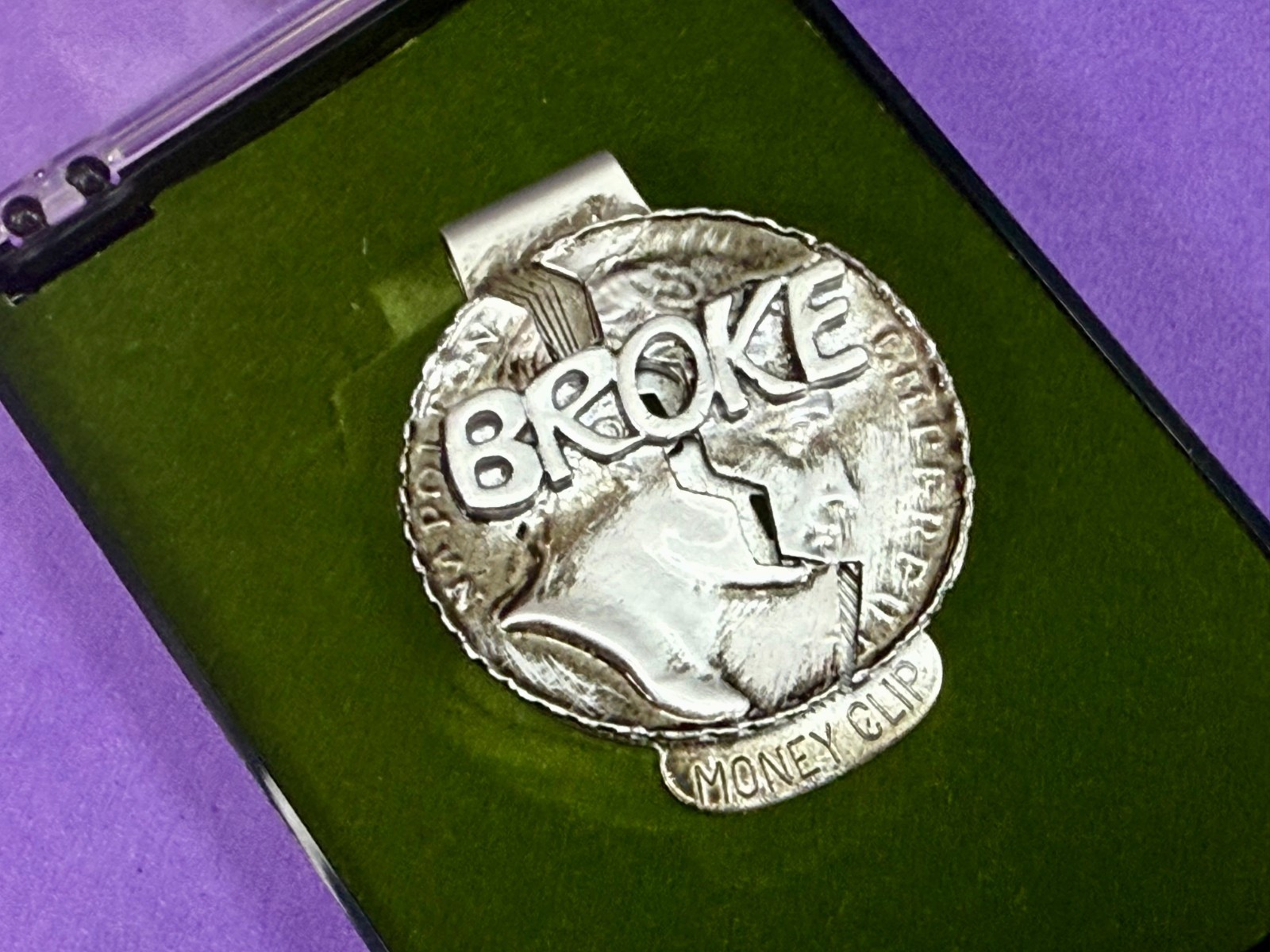 BROKE Coin Design Silver Color Vintage Novelty Money Clip Bill Holder in case
