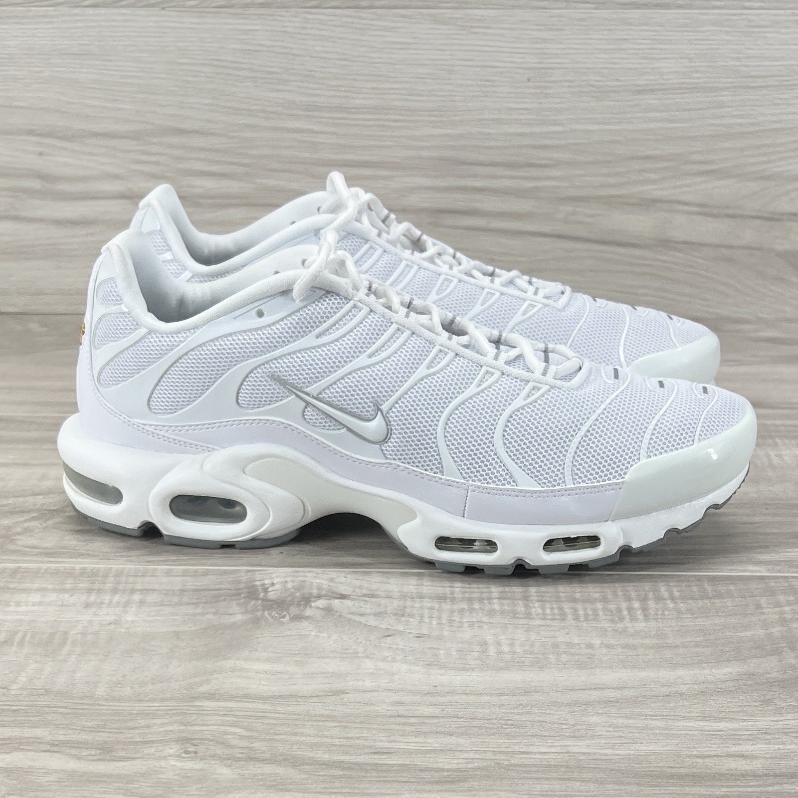 Nike Air Max Plus TN Tuned Triple White Black Cool Grey 604133-139 Men’s 13