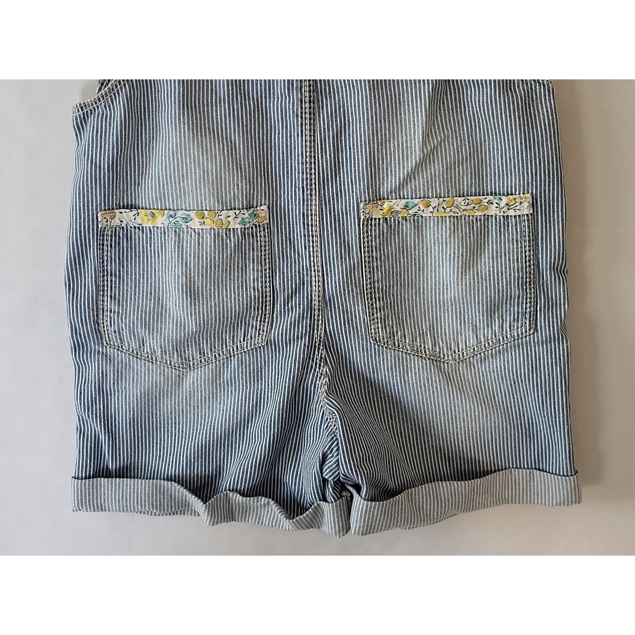 OshKosh B’gosh Girls 4T Striped Denim Shortalls Front/Back Pockets