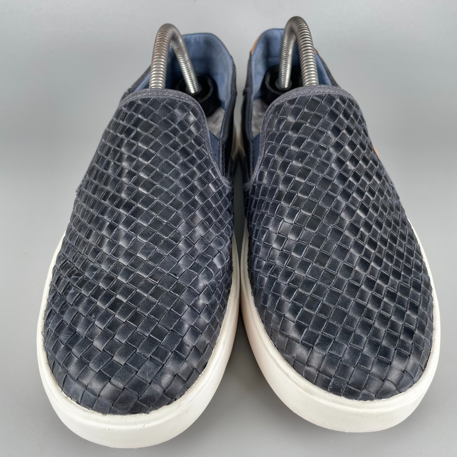 Olukai Lae’ Ahi Lauhala Men’s Size 8.5 Blue Navy Woven Leather Casual Shoes EUC
