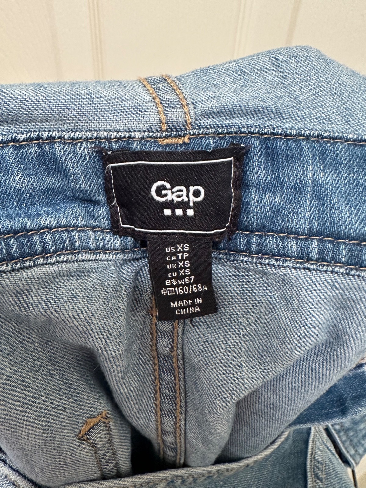 Vintage Gap Overall Shorts Womens XS Denim Utility Shortalls Raw Hem Y2K