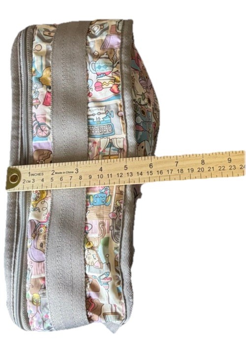 LeSportsac Every Day Deluxe Crossbody Shoulder Home Sweet Home Collection