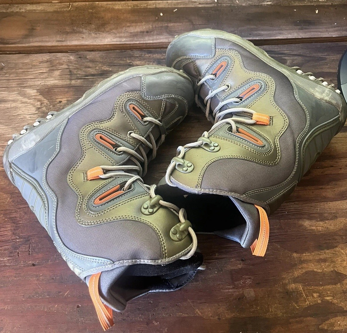 Zuma Men’s Snow Ski Winter Boots Heavyweight Size 9 Charcoal Grey Orange
