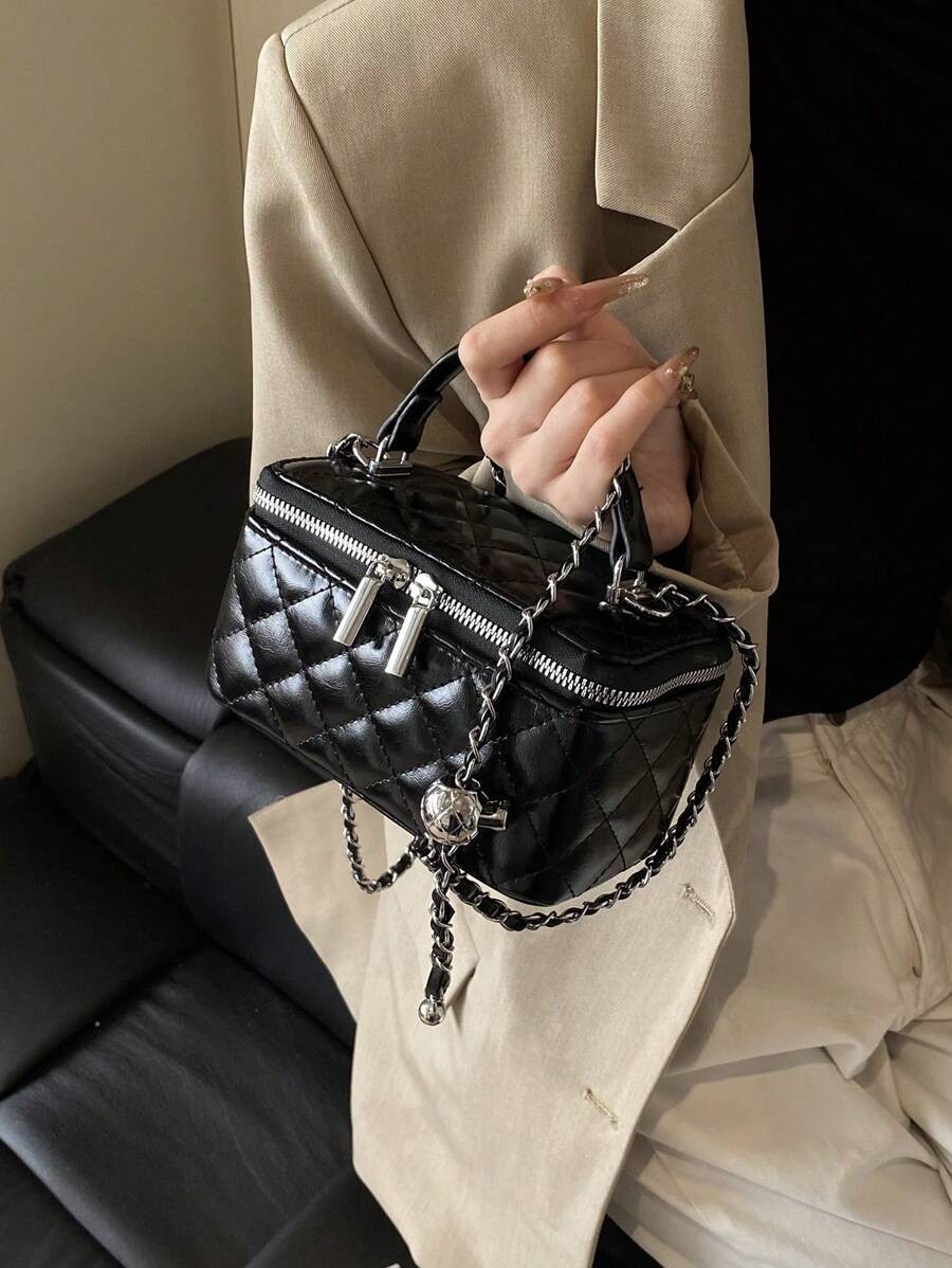 Fashionable Quilted Box Bag Plain Mini Crossbody Chain Strap Zipper Purse