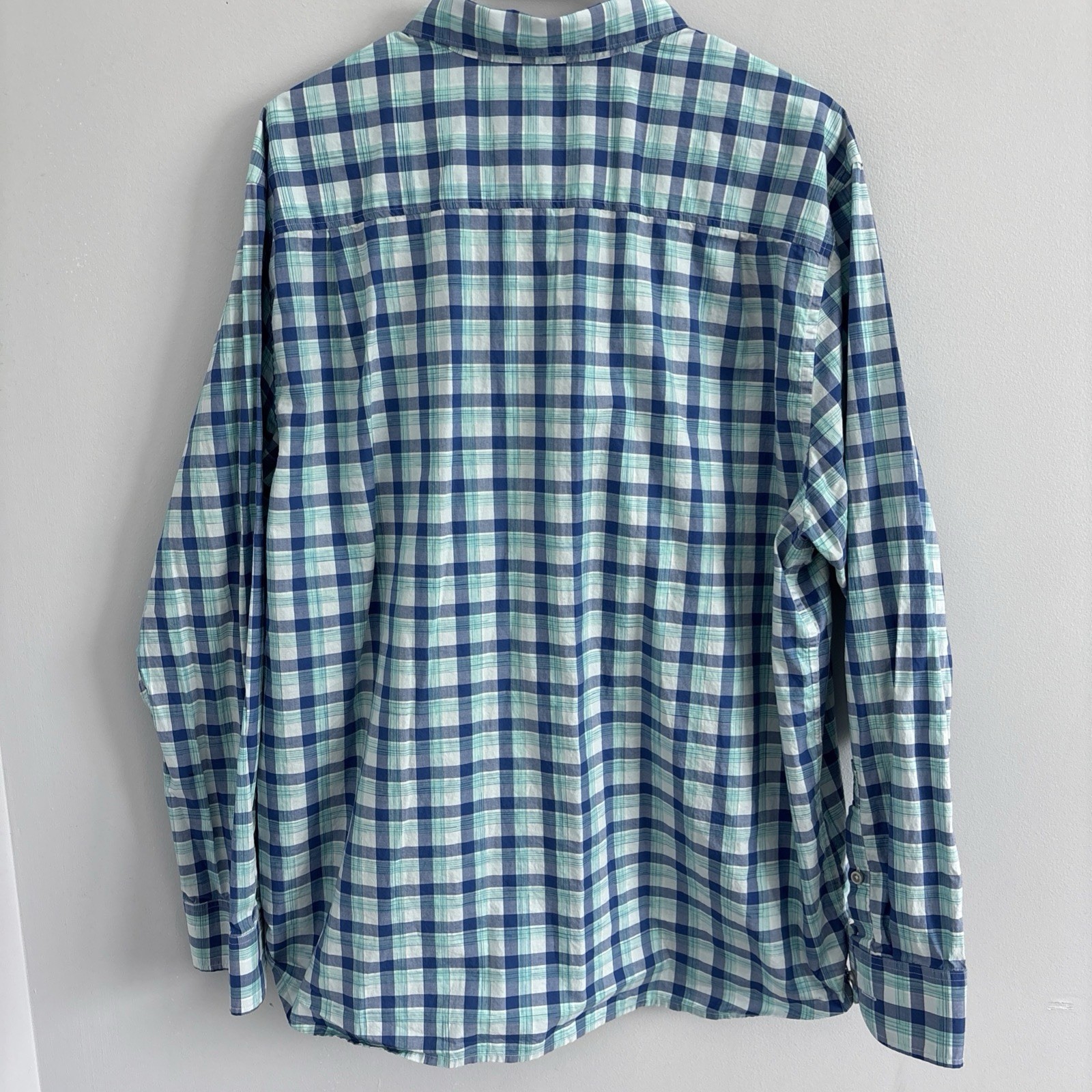 Tommy Bahama Button Down Shirt Mens Size XL Blue Plaid Pima Cotton Long Sleeve