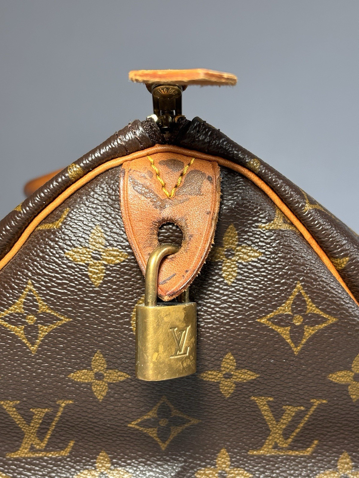 Vintage Louis Vuitton Monogram Speedy 35