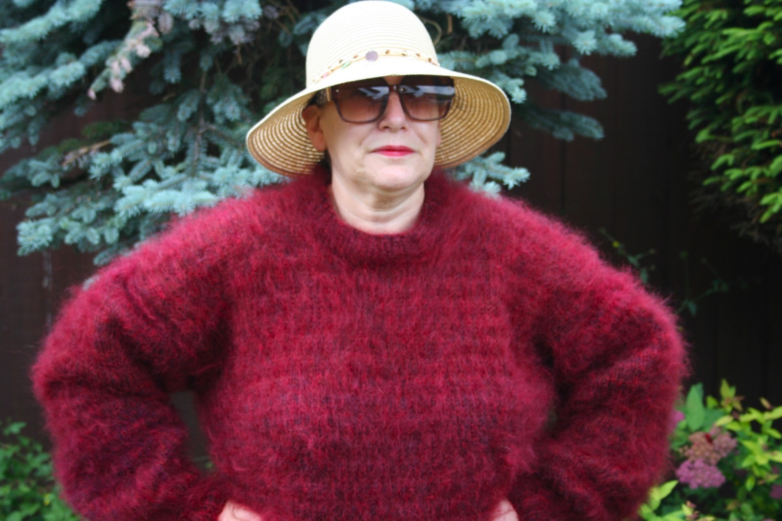 BRAND NEW HANDKNITTED LUXURY MOHAIR CREW NECK SWEATER IN “BURGUNDY” 2XL