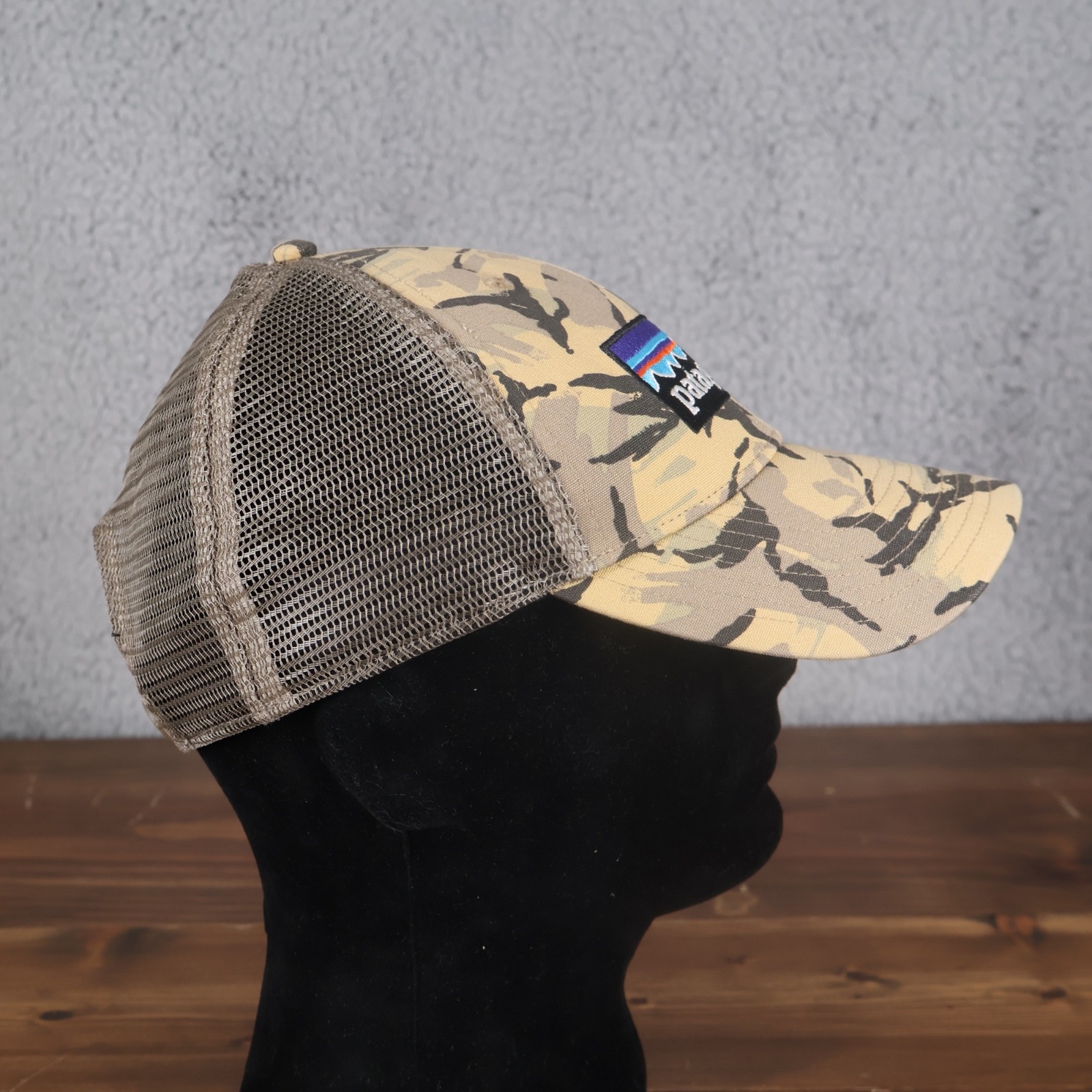 Patagonia Hat Adult P-6 Logo Lo Pro Camo Adjustable Trucker Baseball 38016