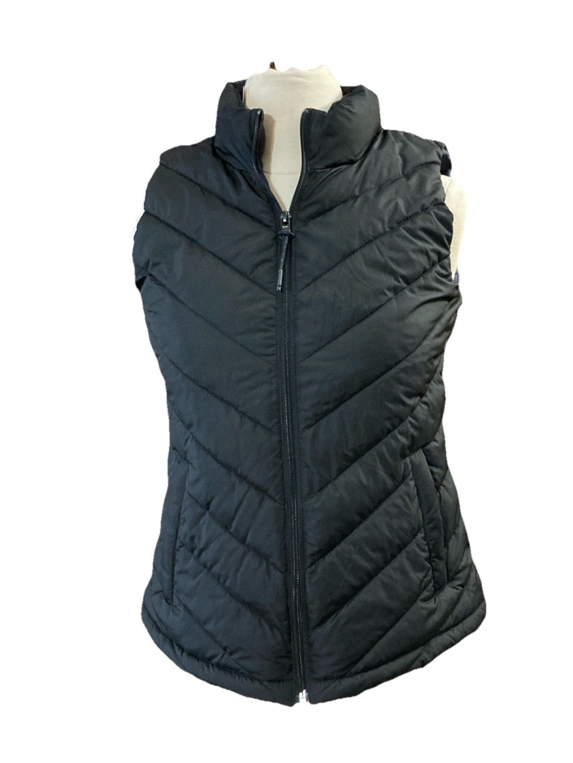 GAP Womens Puffer Vest Jacket Sz XS New Black Quilted Insulated Pockets Outdoor