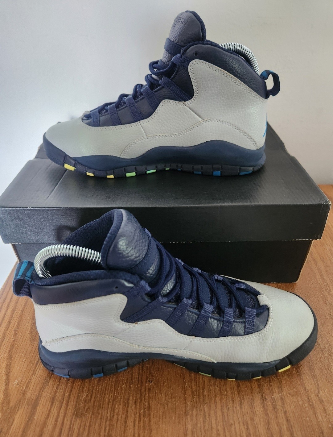 Air Jordan 10 Retro Rio size 5y