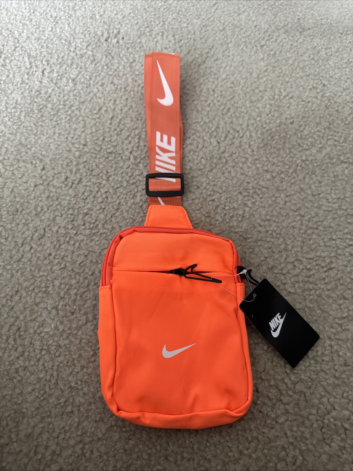 NWT Nike Mini Adjustable Sling Crossbody Shoulder Bag 5×7