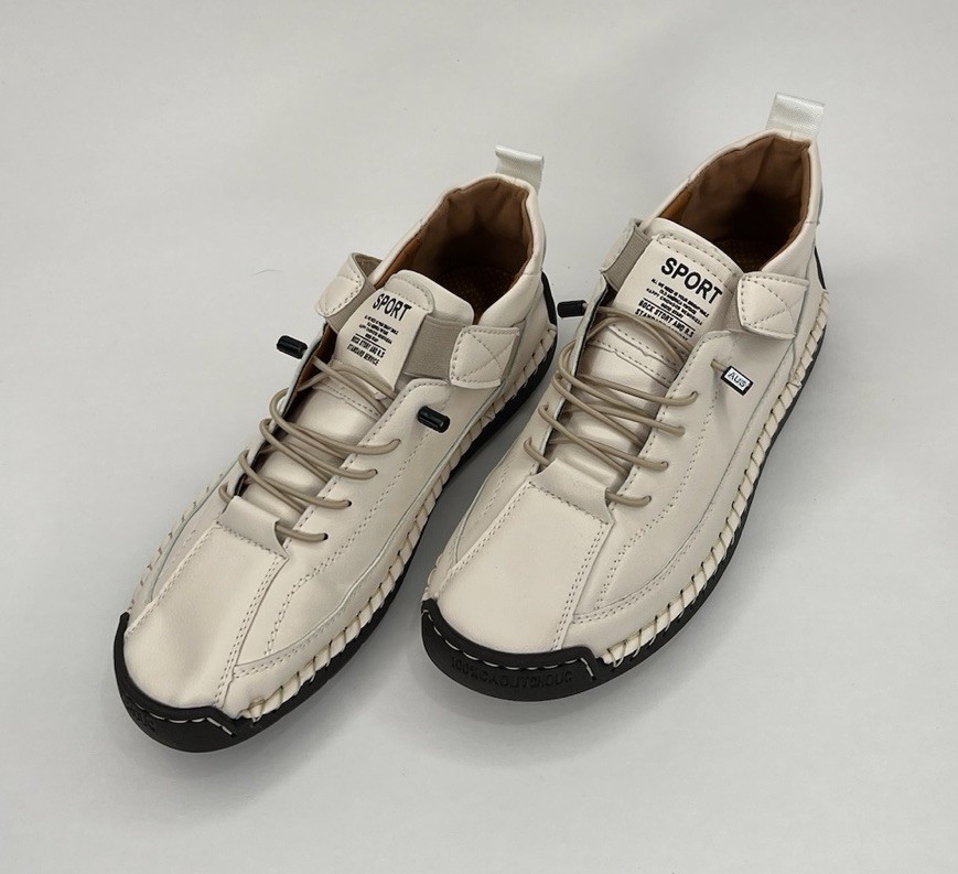 Casual White Driving Shoes Slip On Comfort Sneakers Size EU 38 – Men 6 or W 7.5
