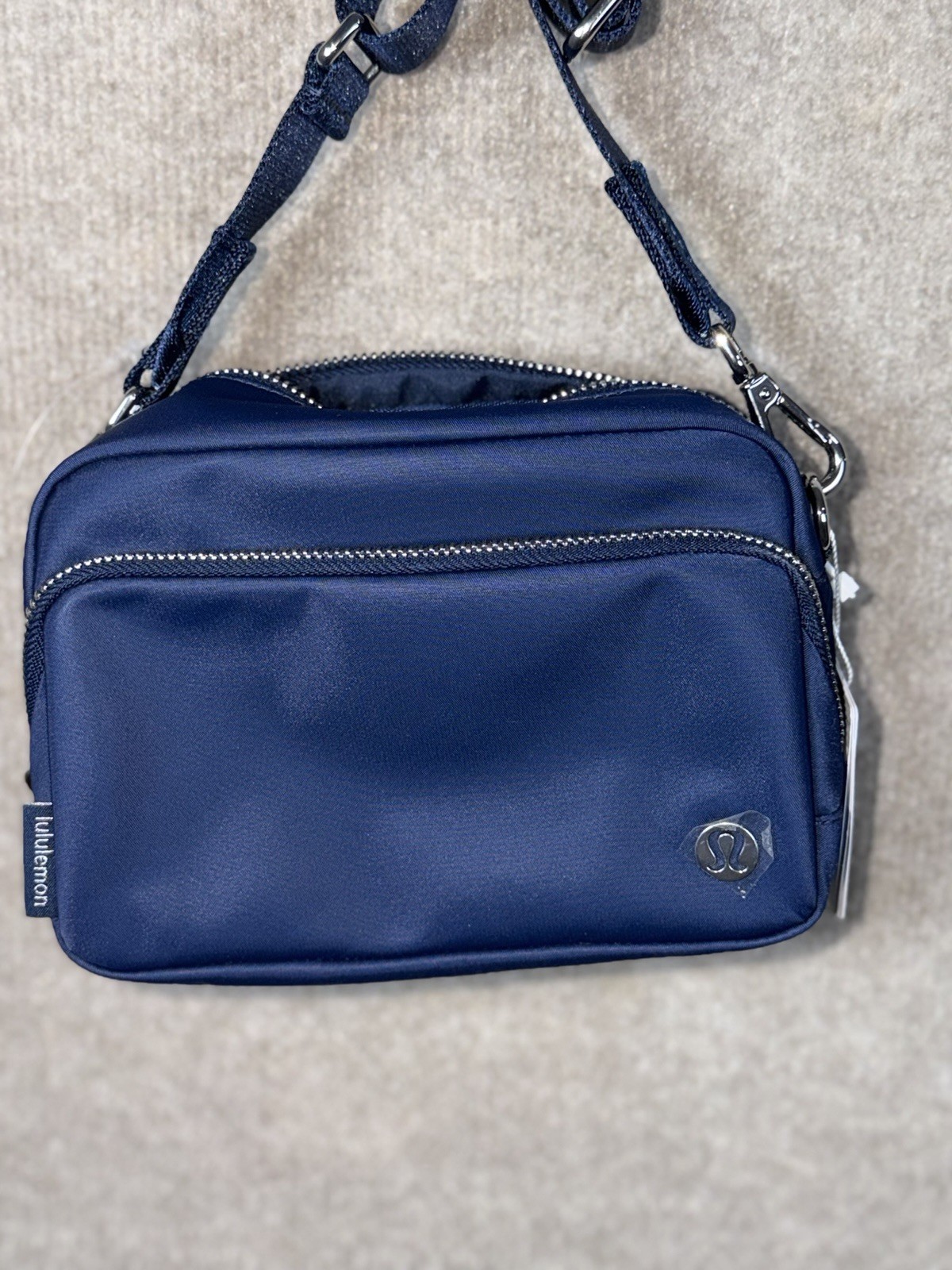 Lululemon Everywhere Crossbody 2L Metal Hardware Color Club Blue/Silver