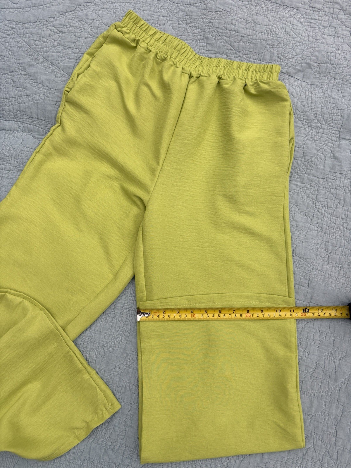 Women’s Loose Top and Pants Set – Soft Light Green Casual 2-Piece Outfit Size M