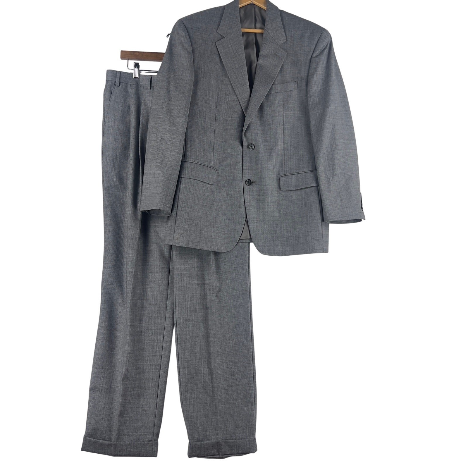 Chaps Mens 2 Piece Suit 42R 36×34 Gray Plaid 100% Wool Pleated Cuffed Two-Button