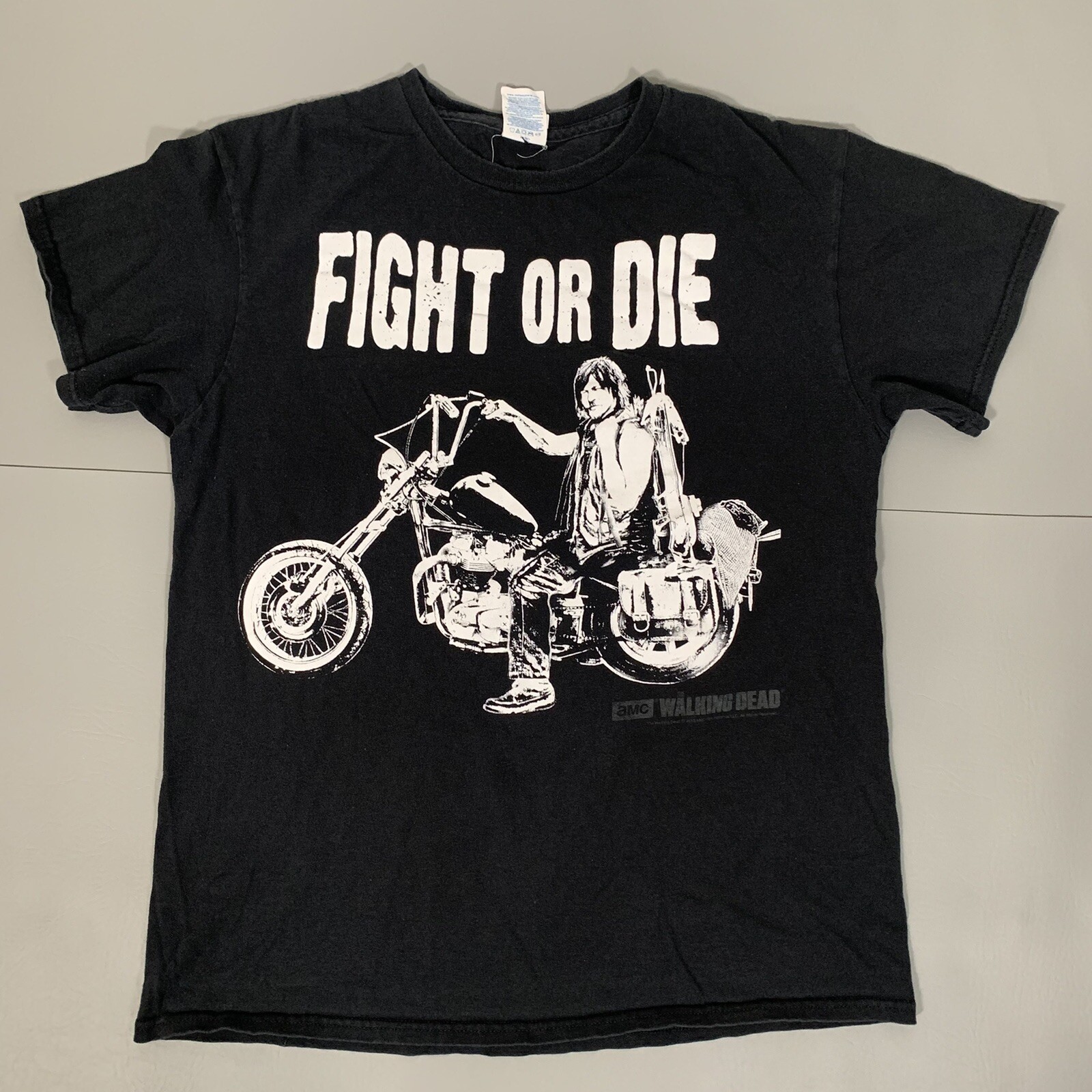 Fight or Die Black T-Shirt Walking Dead Daryl Dixon Delta Pro Weight Mens M