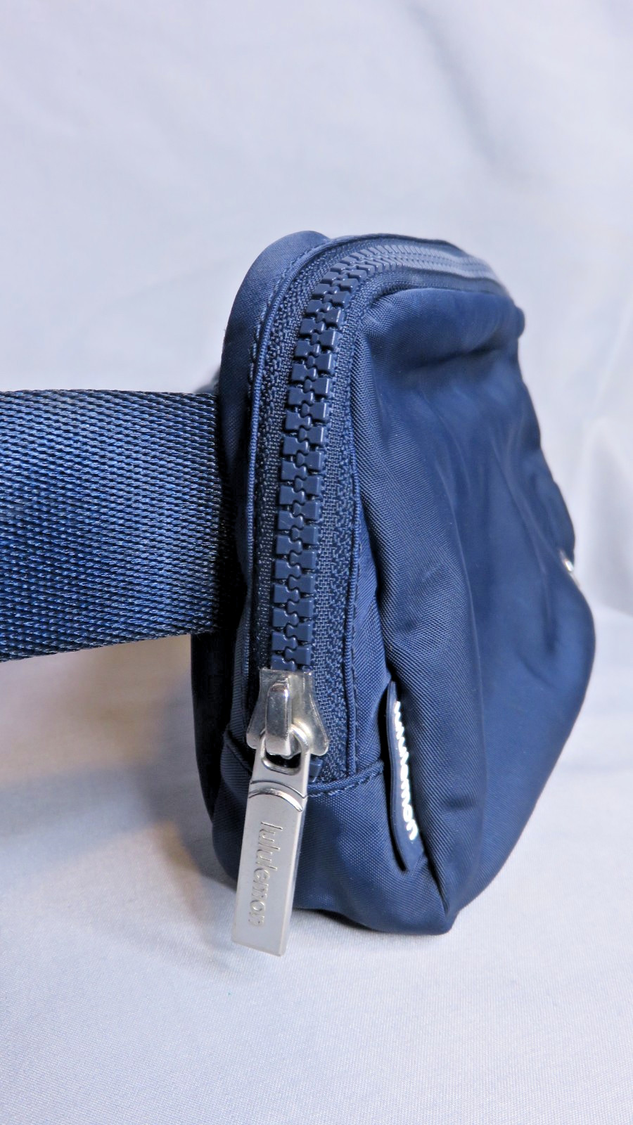 Lululemon Everywhere Belt Bag 1L Dark Blue with Silver Hardware